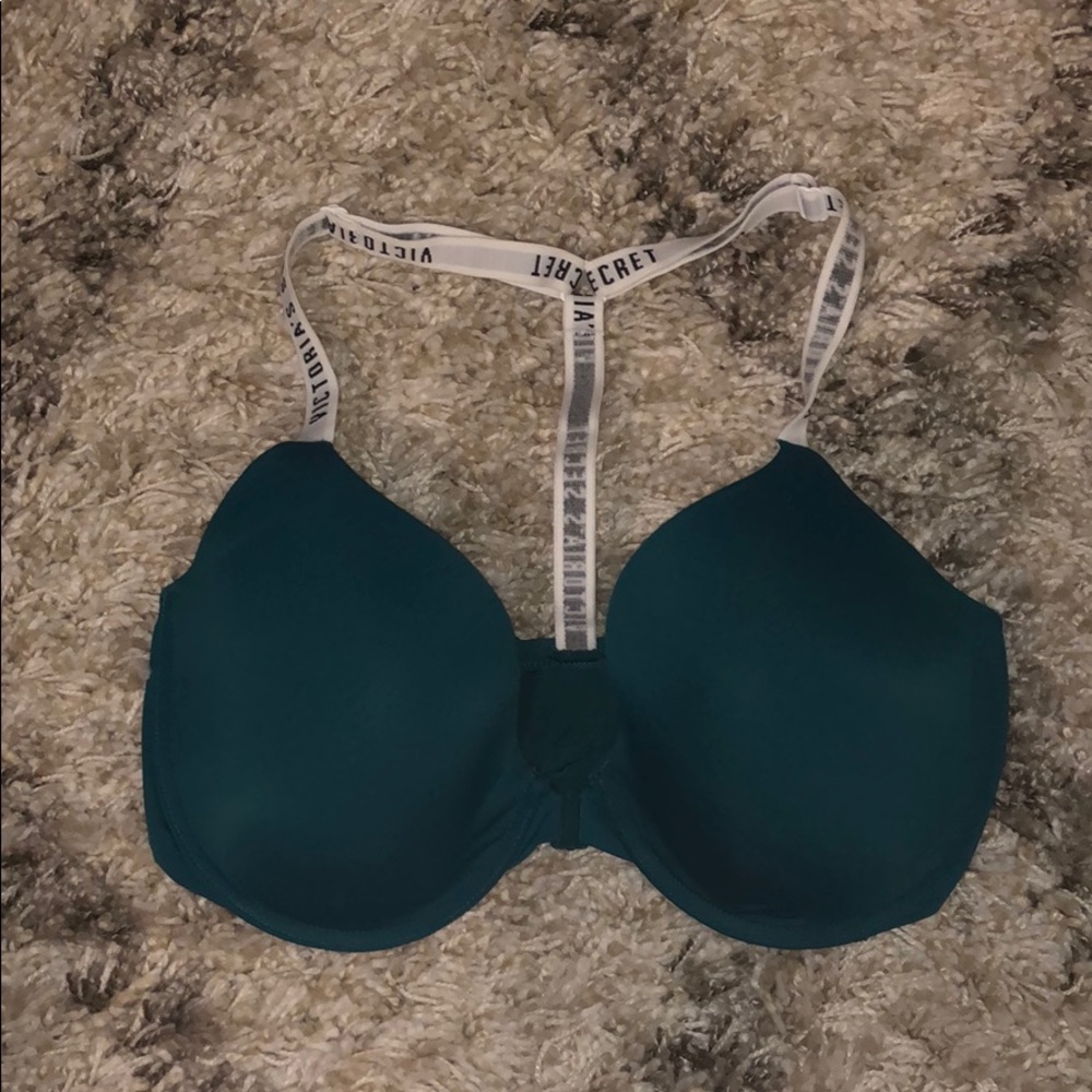 Victoria secret tee-shirt bra